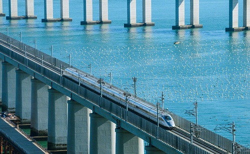 平潭海峽公鐵兩用大橋通車